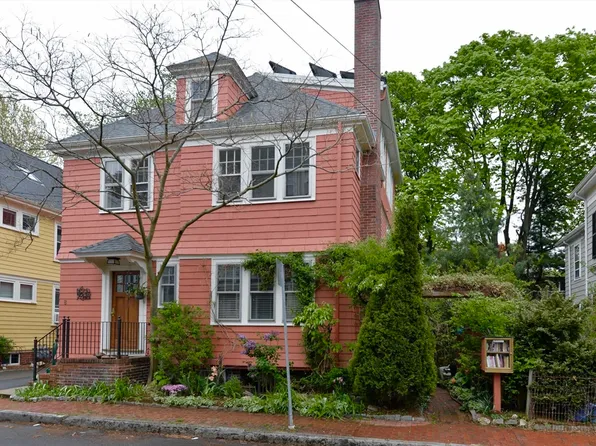 8 Wright St #2, Cambridge, MA 02138