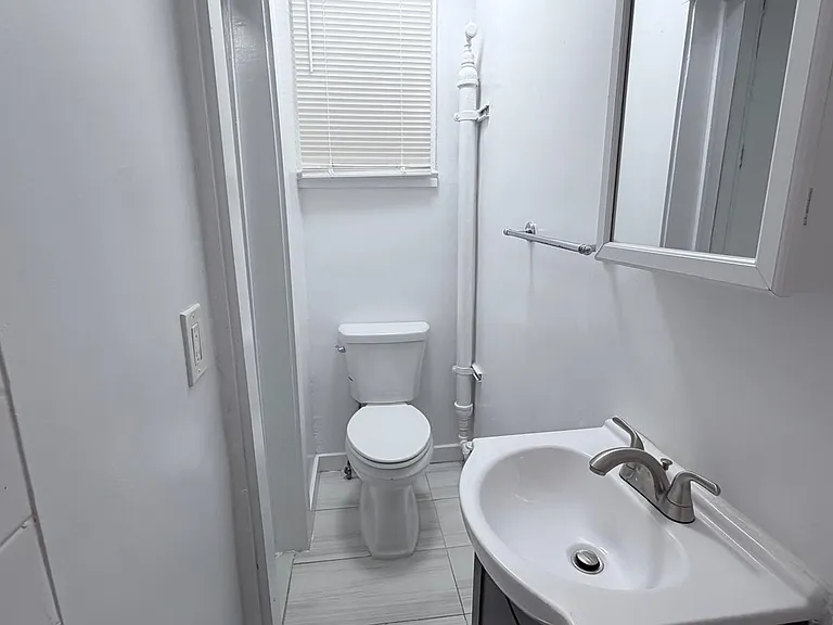 164 Sterling Ave #162E — Photo 8