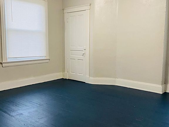 4th image of 1031 Beech Ave