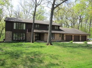 1117 E 263rd St, Crete, IL 60417