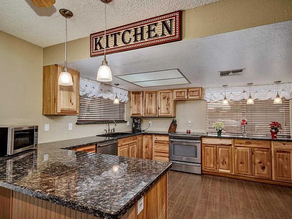 4th image of 3240 E Emerald Cir