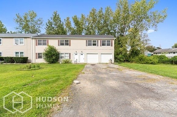 1st image of 15 Williamsburg Dr #1