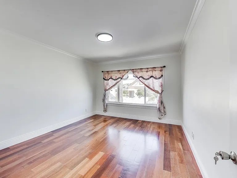 189 Hale St — Photo 13