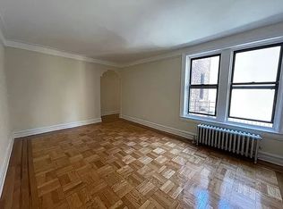 556 E 4th St APT 2A, Brooklyn, NY