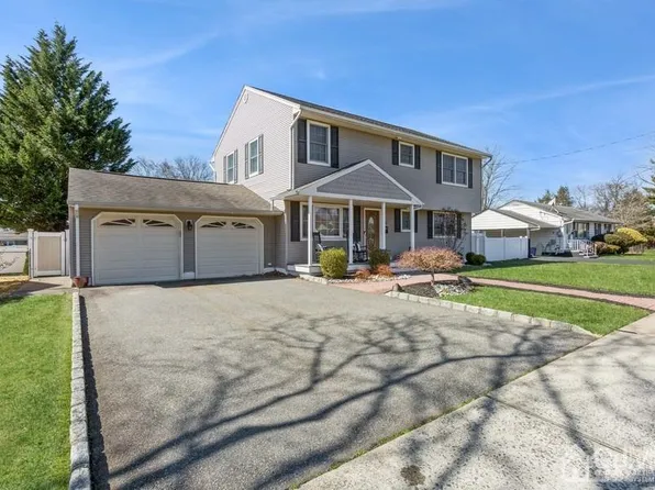 2532 Audubon Ave, South Plainfield, NJ 07080