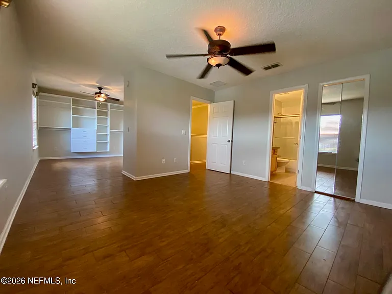 1530 Vineland Cir #B — Photo 31