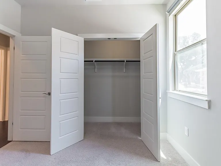13800 Lyndhurst St #221 — Photo 16