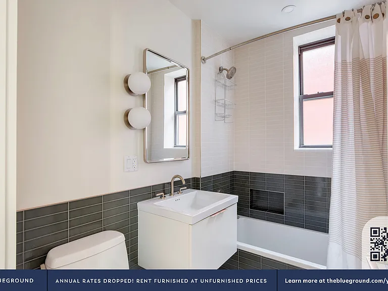 300 W 21st St #53 — Photo 12