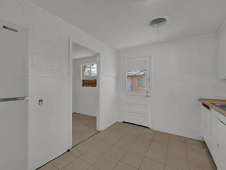 1508 S Ong St #B — Photo 7