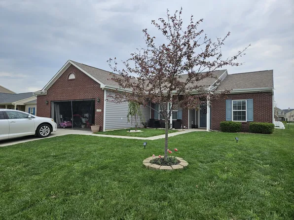 2399 Ashton Ln, Greenwood, IN 46143