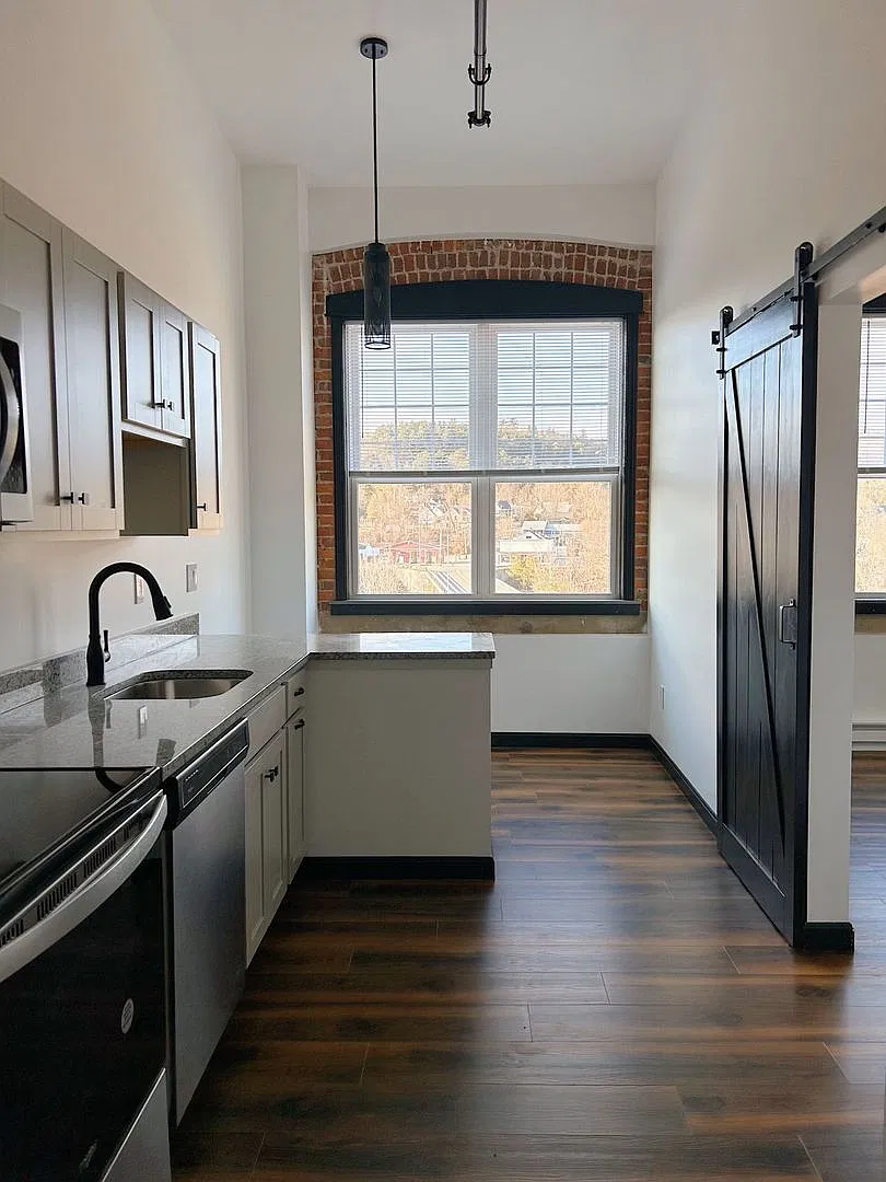 Rail Trail Village - Luxury Living where One Bill Pays it All! — Photo 4