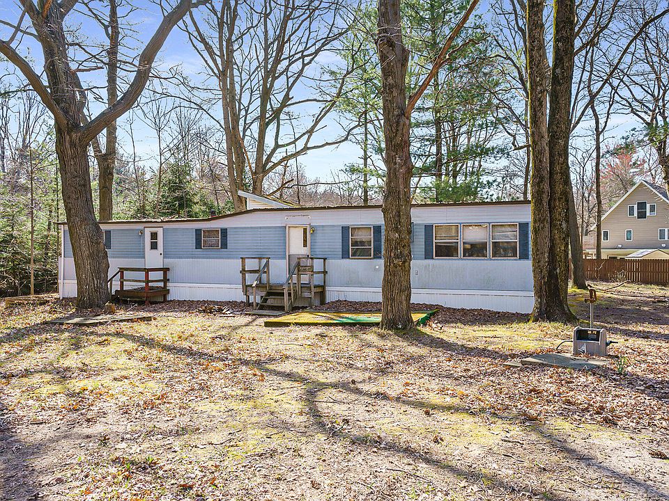 1st image of 407 N June Dr