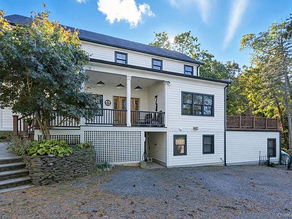 4th image of 7 Landing Road