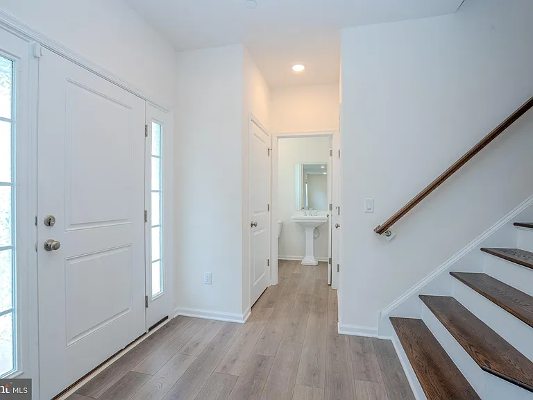 2601 American Pl — Photo 18