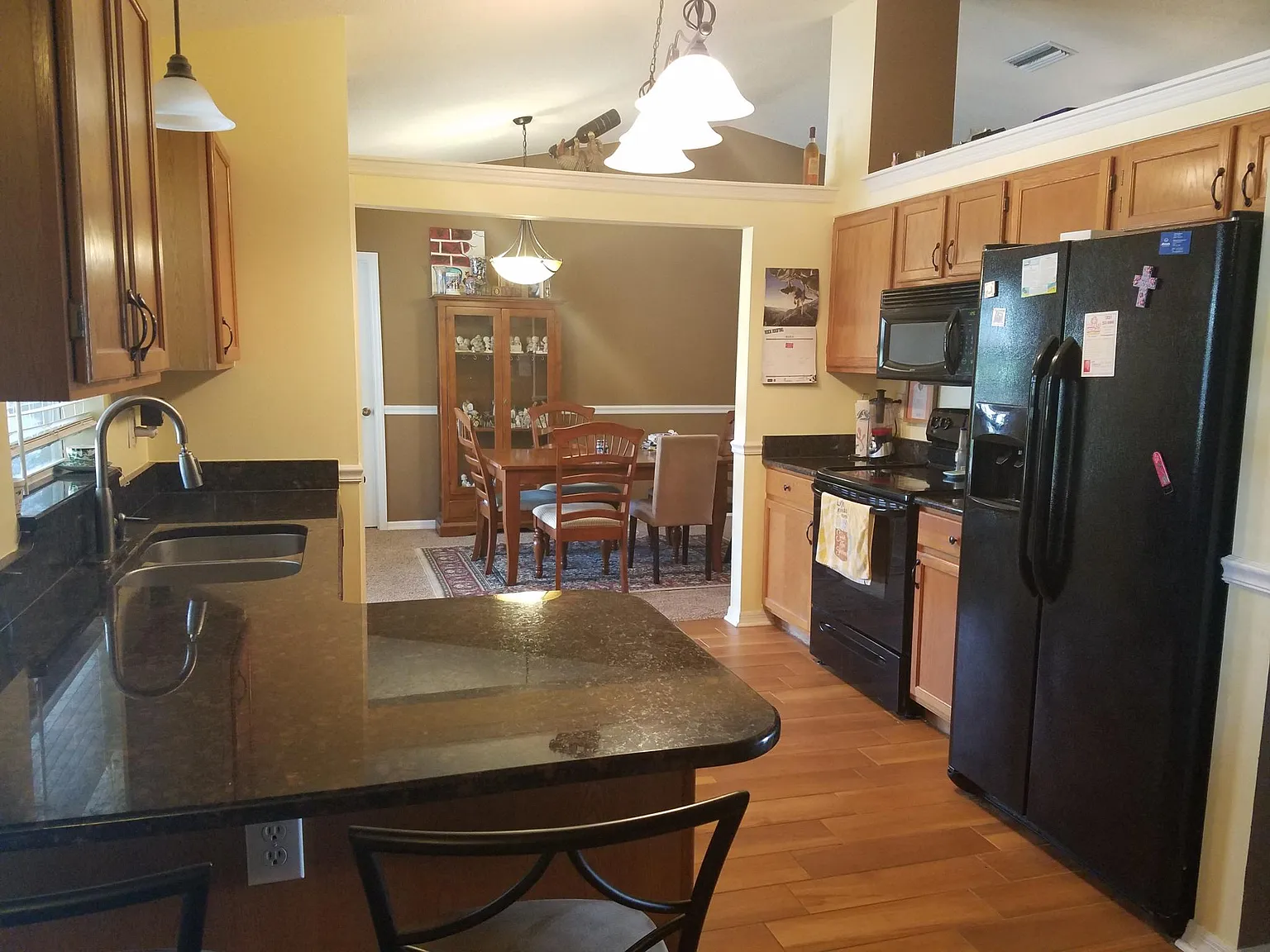 4 bed, 1904 sqft, $2,800 — Photo 4