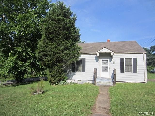 1st image of 2400 Gordon Ln
