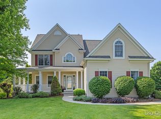 6720 Twin Springs Ct, Rockford, MI 49341