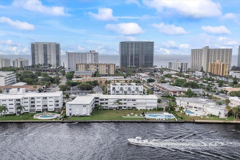 1001 N Riverside Drive #104, Pompano Beach