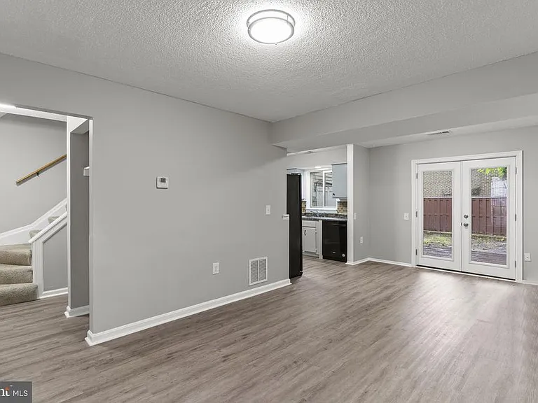 1718 Brightwell Ct — Photo 5