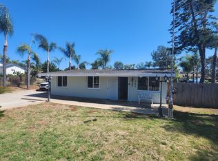 545 Barsby St, Vista, CA 92084