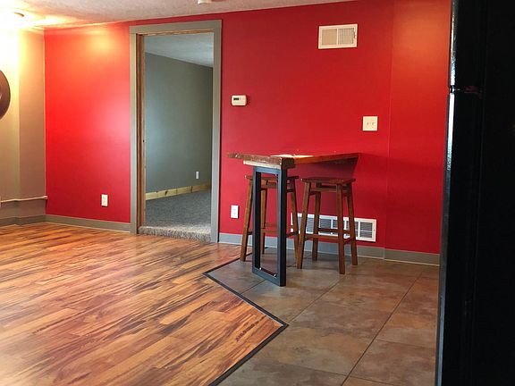 4th image of 1640 Holdrege St APT 212