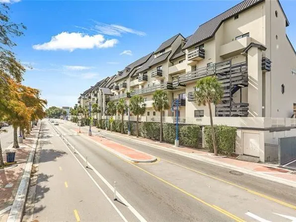 7300 Lakeshore Dr APT 6, New Orleans, LA 70124