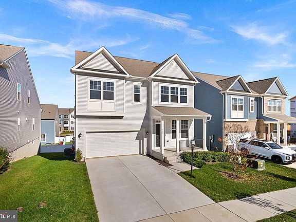 4th image of 261 Short Branch Dr