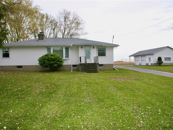 124 County Route 6, Phoenix, NY 13135