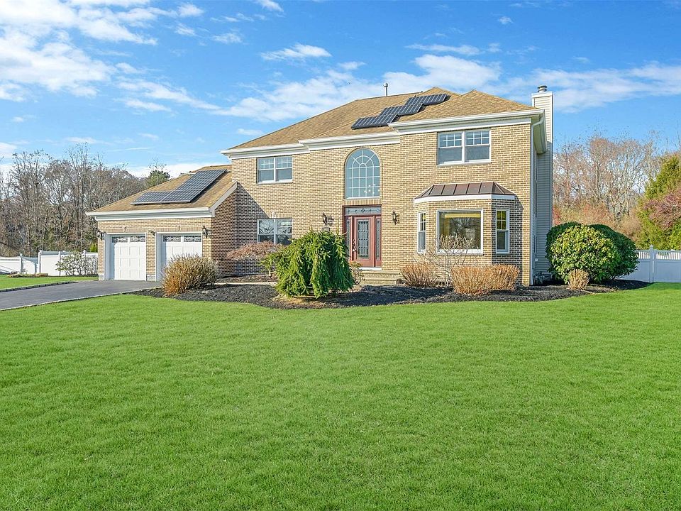 22 Chateau Drive, Manorville, NY 11949 Zillow