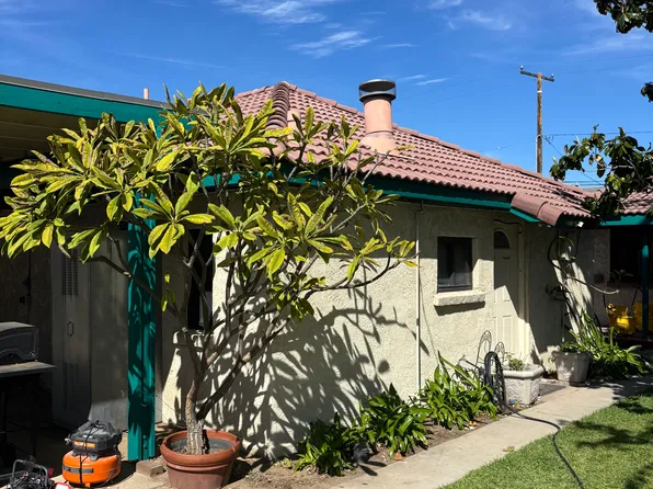 758 S Acacia Ave, Rialto, CA 92376