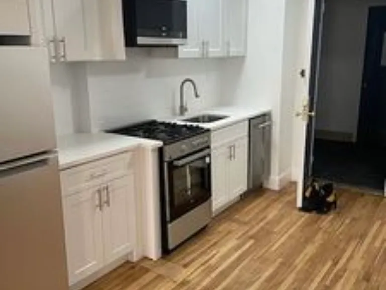 150 W End Ave #5P — Photo 1