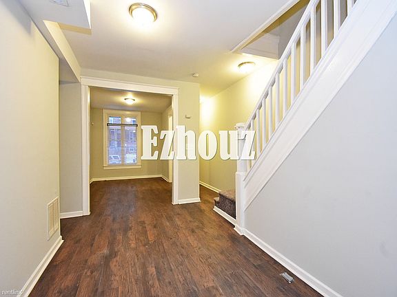 1623 e 30th st stairs dining1AAA