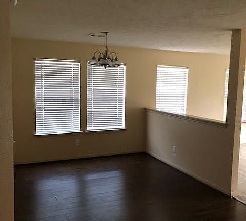 5th image of 32107 Anne Ln