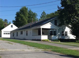 50 Myrtle St, Le Roy, NY 14482