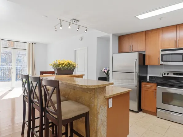 155 Potomac Psge Unit 216, Oxon Hill, MD 20745