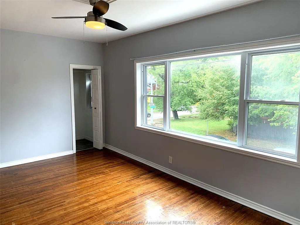 3 bed, $1,700 — Photo 3