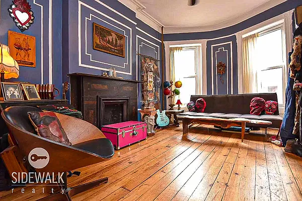 Rented by Sidewalk Realty LLC | media 1