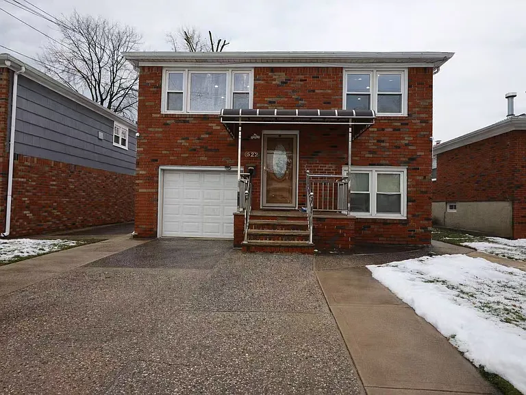 522 Tysens Ln #1F — Photo 1