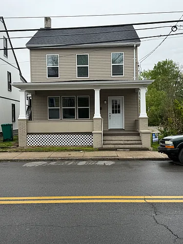 121 N 9th St Photo 1