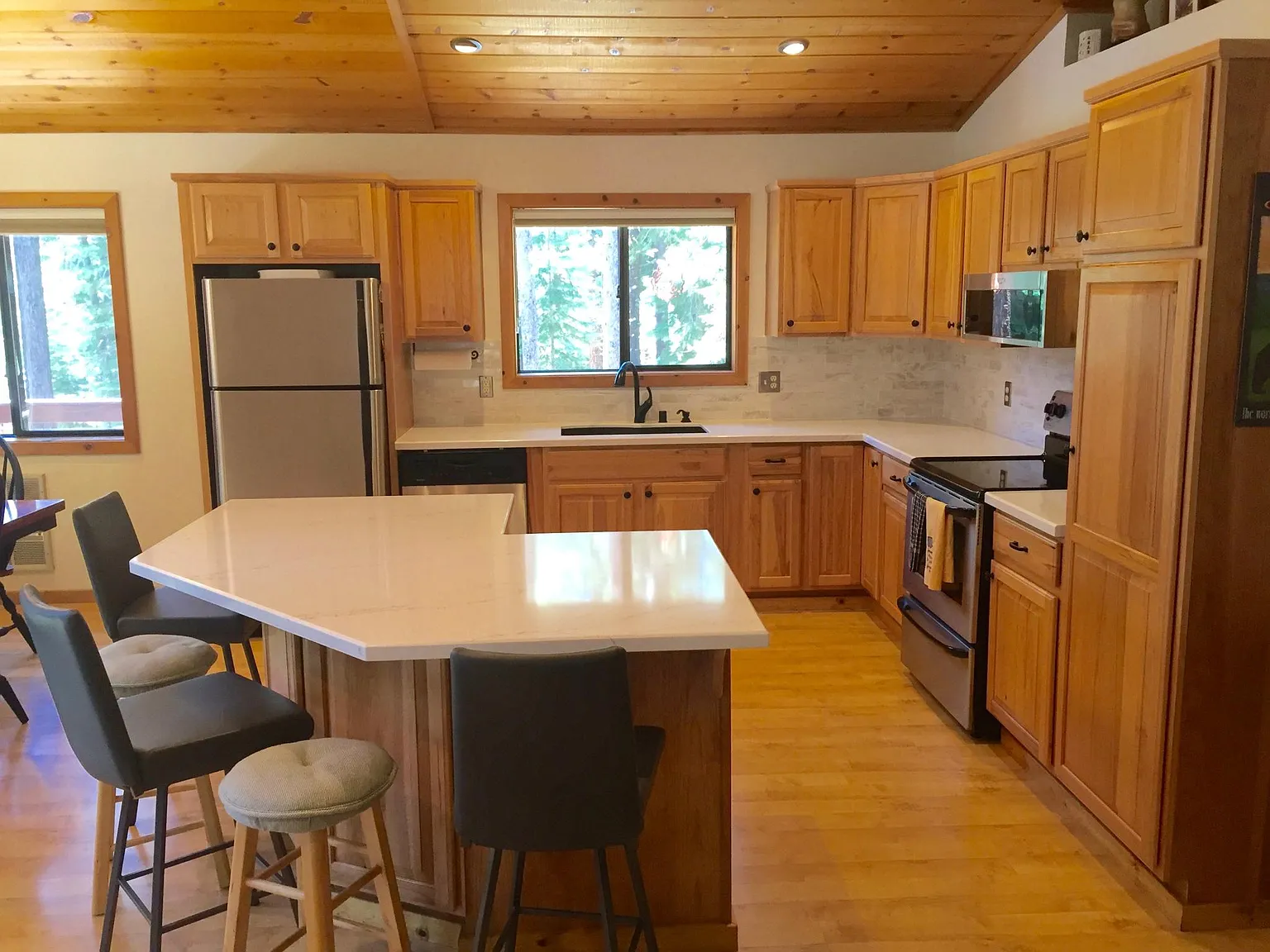11550 Mougle Ln — Photo 3