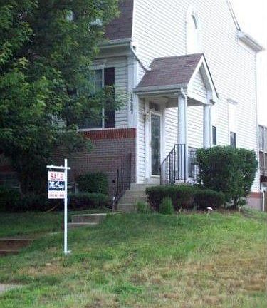 2nd image of 1207 Cape Baron Ct