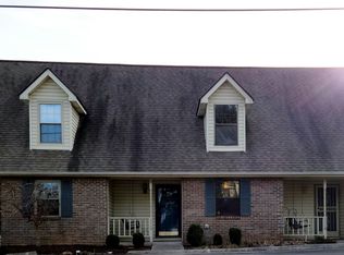 1114 Andrew Brook Ln #2, Knoxville, TN 37923