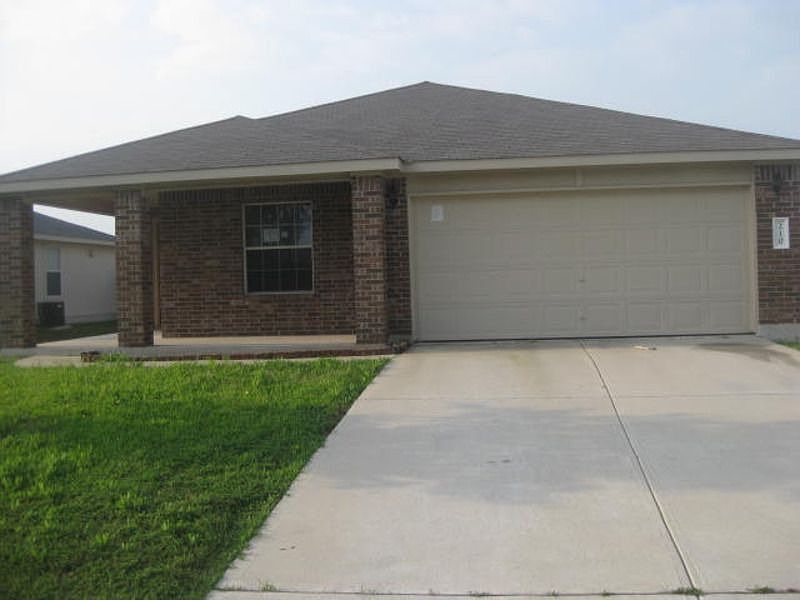1st image of 210 Paddington Way