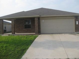 210 Paddington Way, Hutto, TX 78634