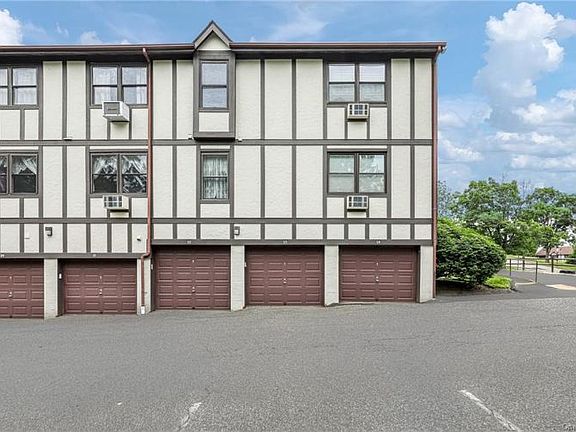 4th image of 722 Sierra Vista Ln