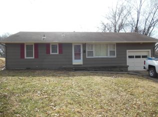 1811 NE 55th St, Kansas City, MO 64118