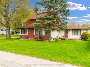 64 Wellington Ave, Southwest Middlesex, ON N0L1A0