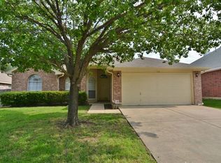 926 Winterwood Ct, Arlington, TX 76017