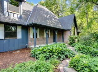 6321 Glen Rd, Woodbury, MN 55129