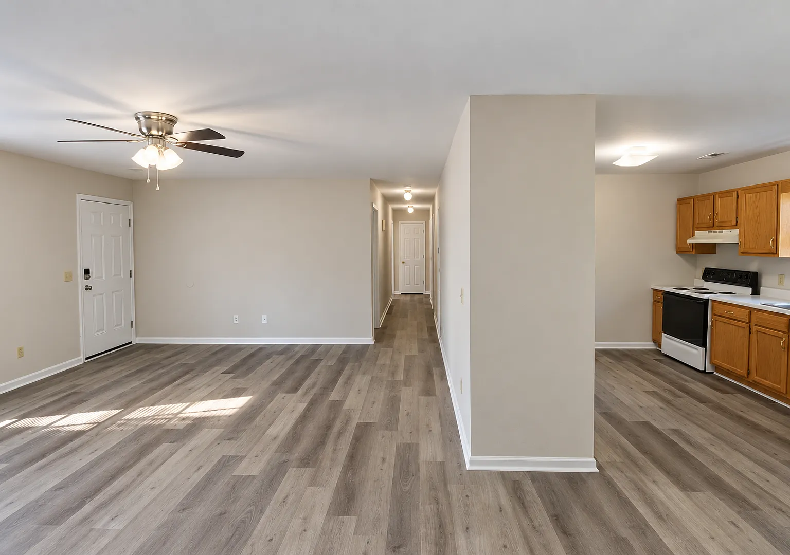 3-Bedroom Home Near Tennessee Tech with Covered Porch and Deck — Photo 4